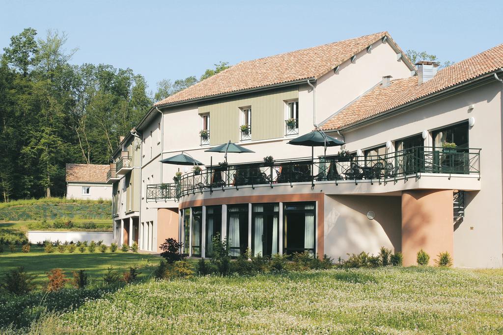 Logis Hotel - Restaurant Le Tulipier Vienne-le-Château Habitación foto