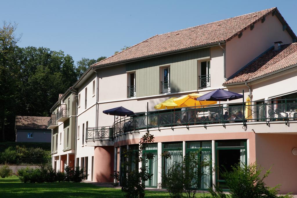 Logis Hotel - Restaurant Le Tulipier Vienne-le-Château Habitación foto